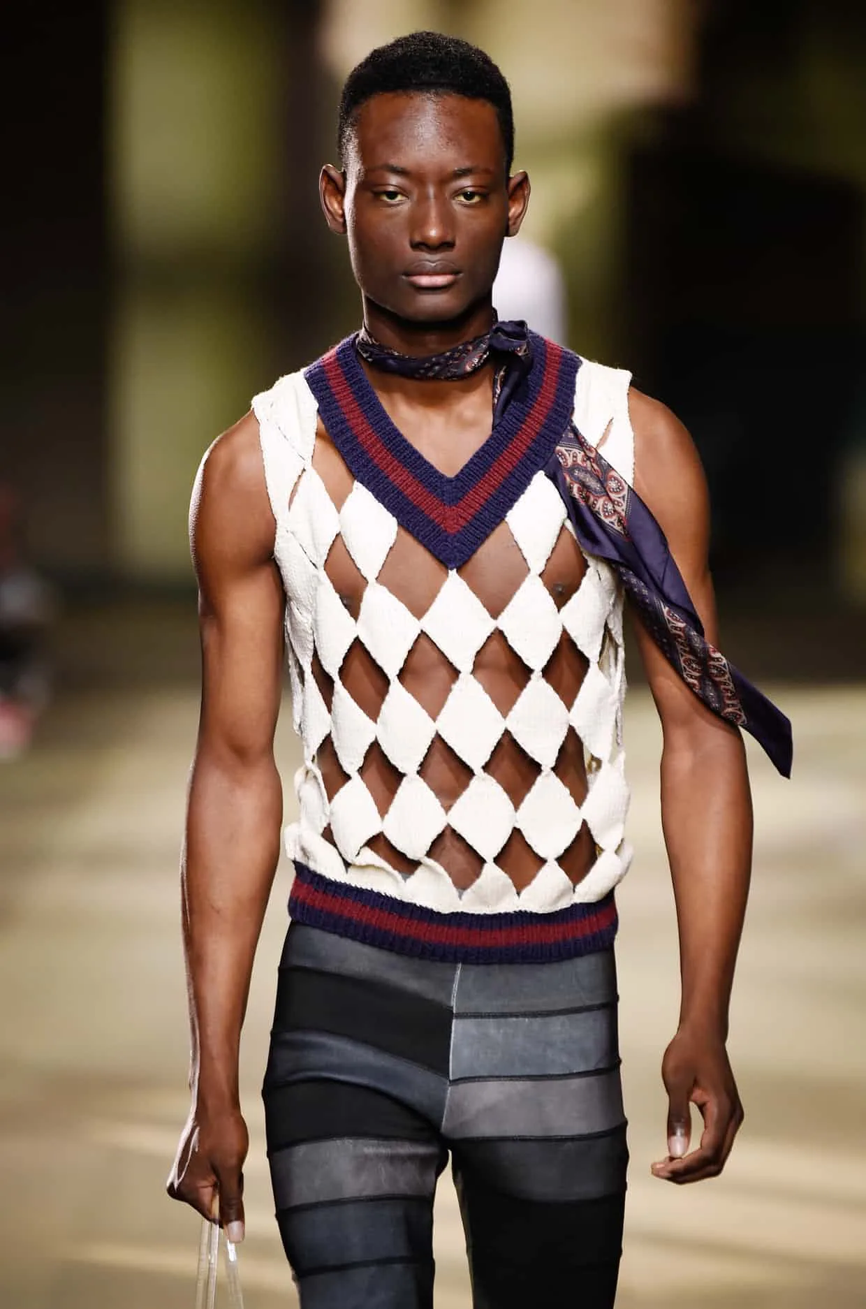 david-beckham-mang-thuong-hieu-den-voi-tuan-le-thoi-trang-london-nam2-elleman