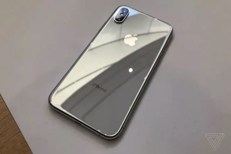 Đây là 2 phiên bản nâng cấp của Iphone X bị Apple khai tử chỉ trong chưa đầy 1 năm. Ảnh: Zing News