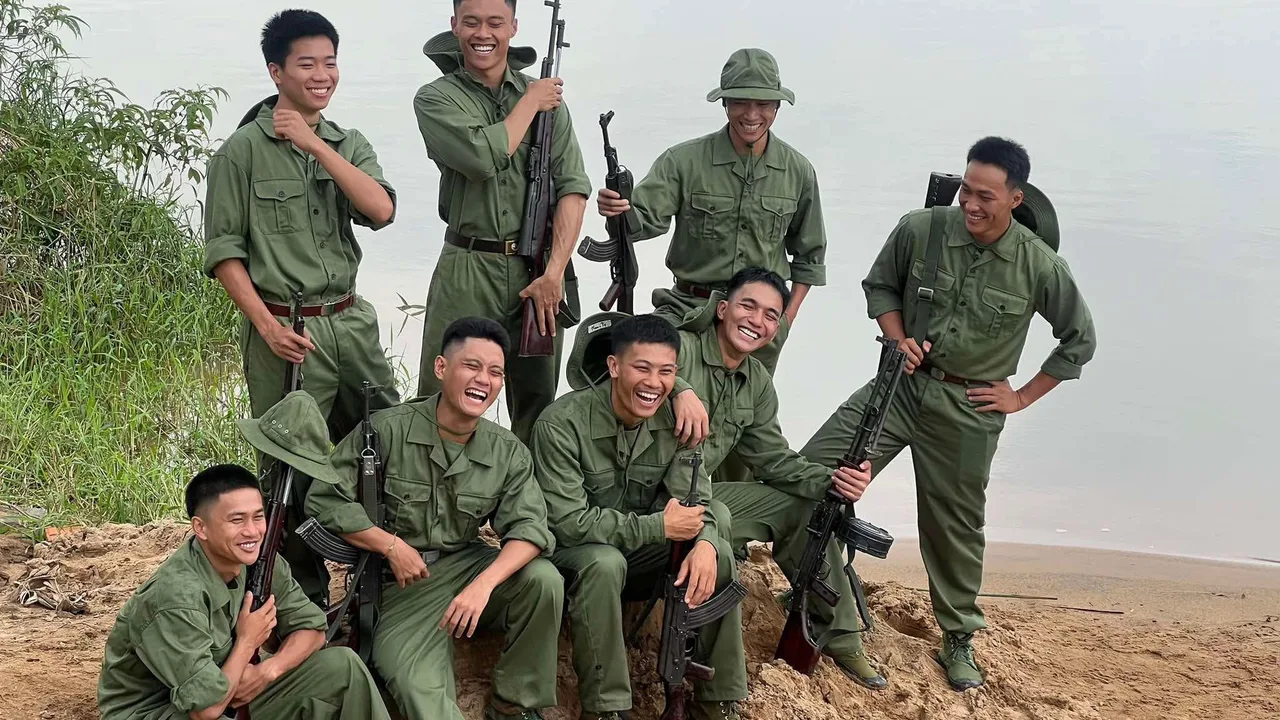 mưa đỏ