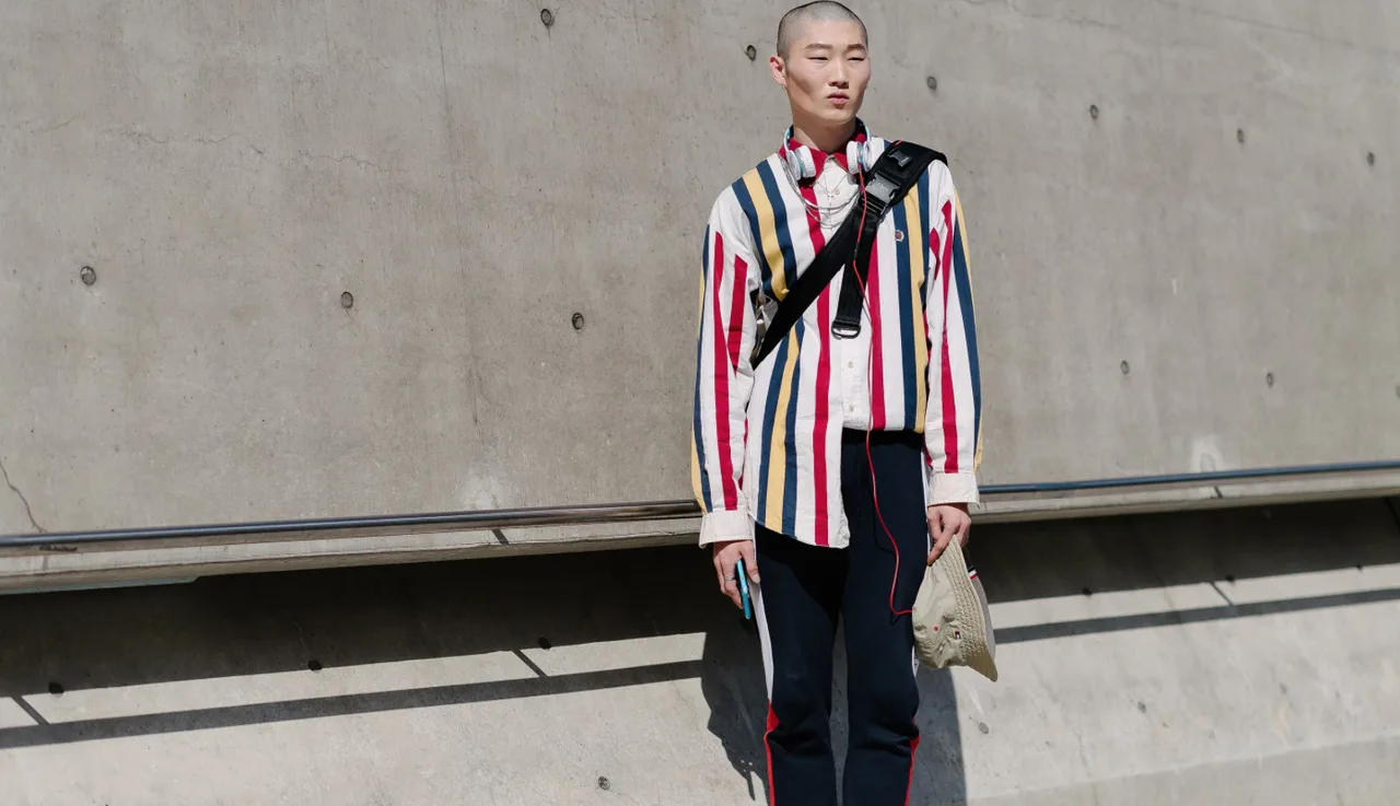 Cac street style look tuyet dep tai Seoul Fashion Week Xuan He 2018 29