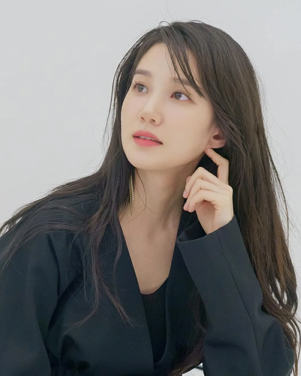 nu dien vien han quoc park eun bin blazer - elle man