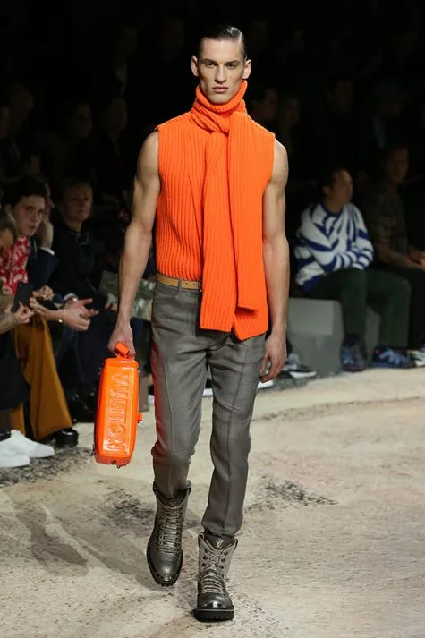 thuong hieu louis vuitton - elle man runway 23