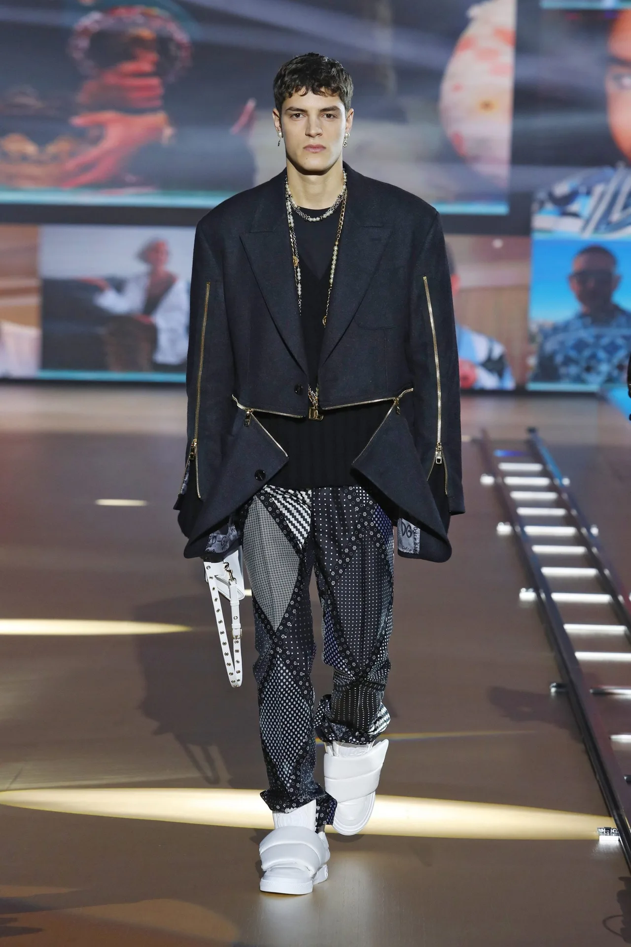 new tailoring Dolce Gabbana