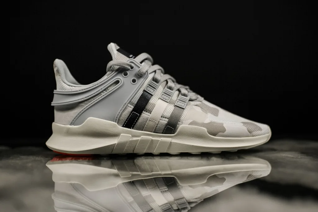 giay the thao adidas eqt - elle man 2