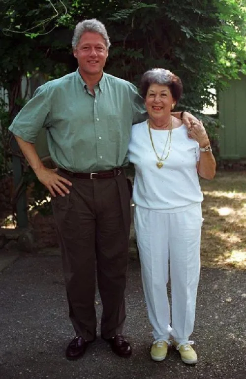 hien tuong Bill Clinton 7 - elle man
