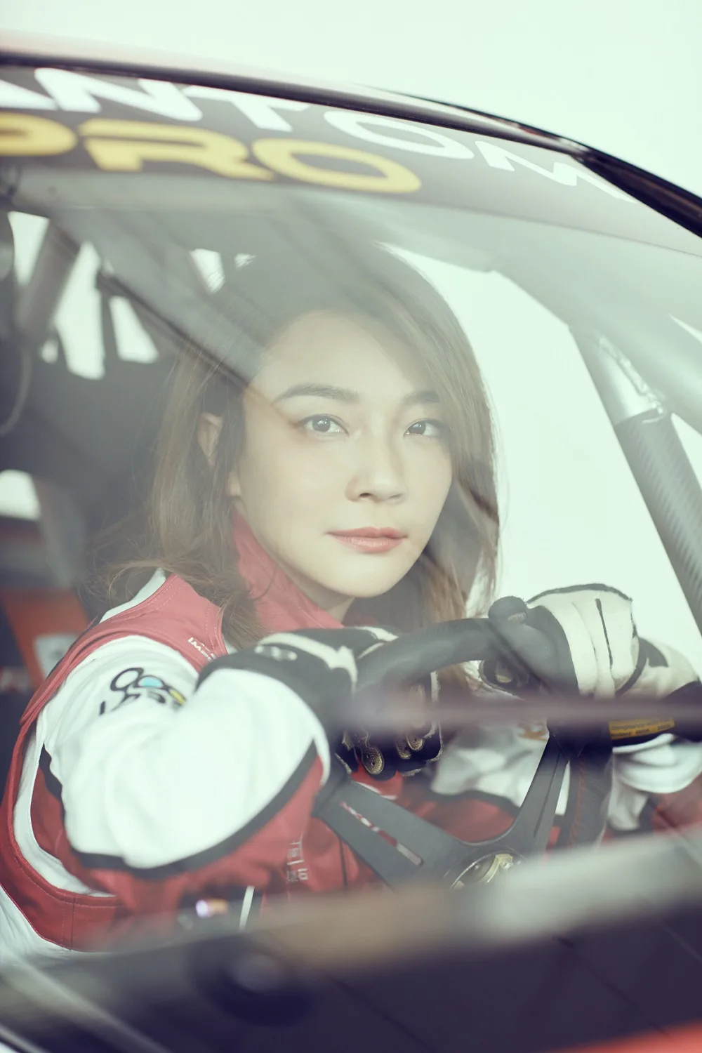 5_nu tay dua_truong nham4_elle man_0420
