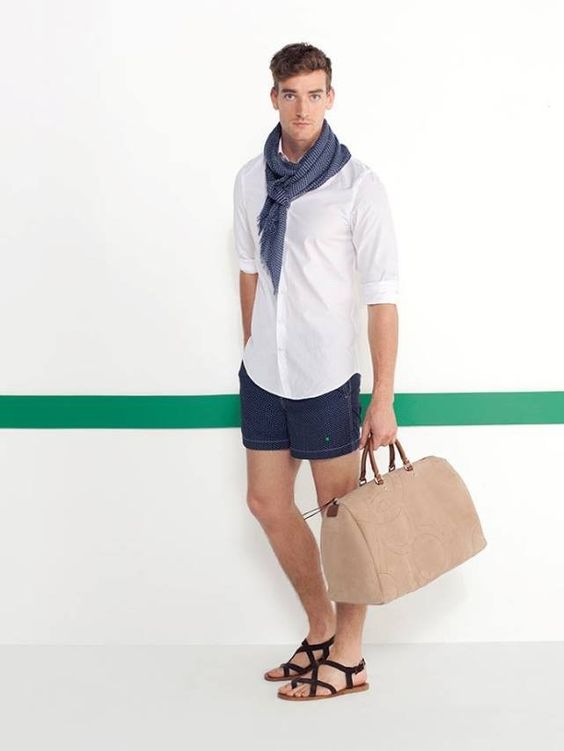 ELLE Man Style Calendar ‘F5’ phong cách với chiếc quần short đi biển. (16)