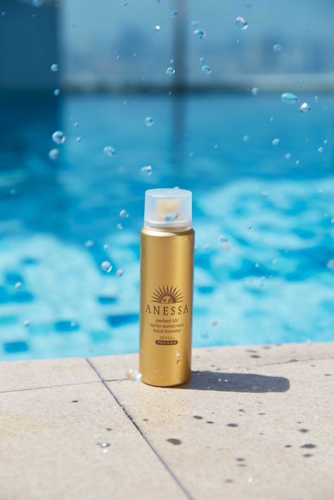 sản phẩm xịt chống nắng Anessa Perfect UV Spray - elle man 6