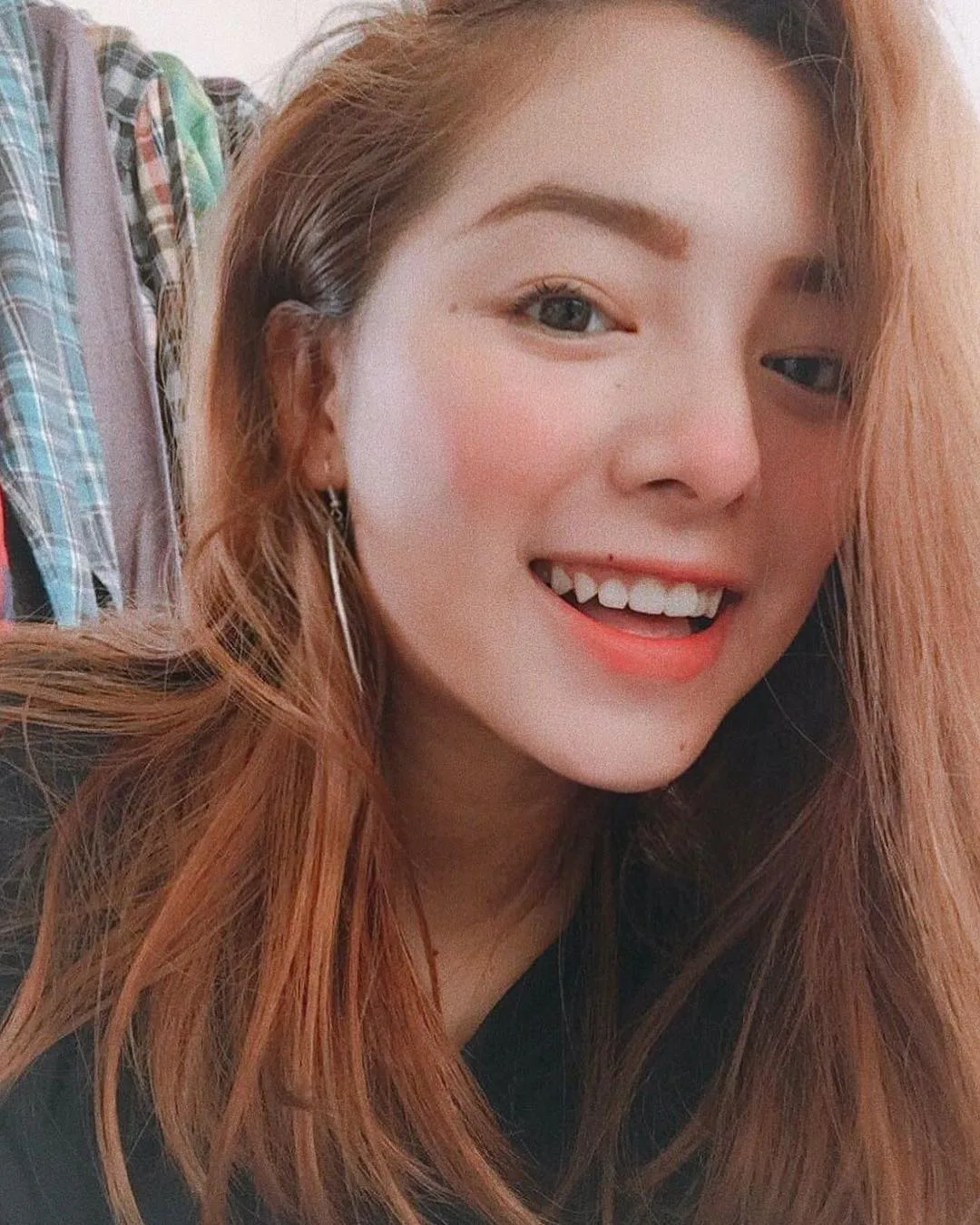 giới underground việt - na cục pin với nụ cười rạng rỡ