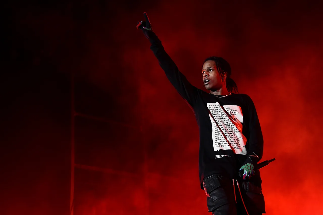 asap-rocky-phong-cach-thoi-trang-elleman-0120-highsnobiety