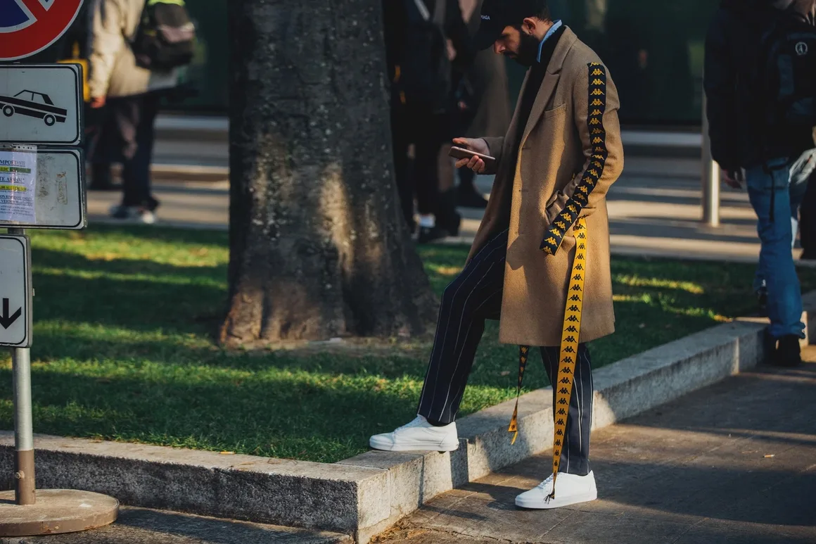 street style tuan le thoi trang nam milan 2018 -03