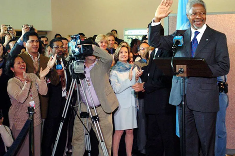 kofi-annan-cuoc-doi-cong-hien-khong-ngung-nghi-cho-hoa-binh-the-gioi