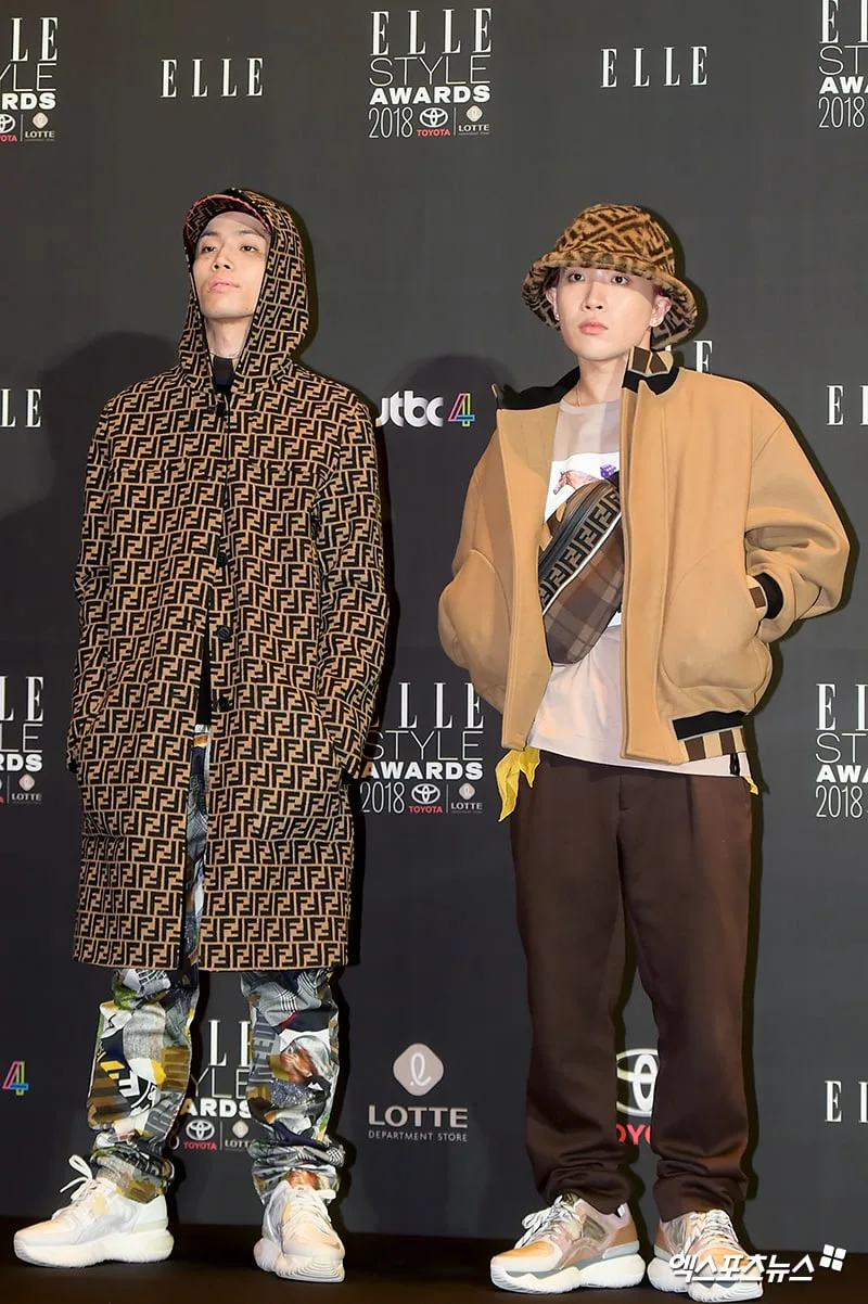 Hai outfit nổi bật trong lễ trao giải ELLE Style Awards 2018 của Hàn Quốc. Ảnh: Soompi