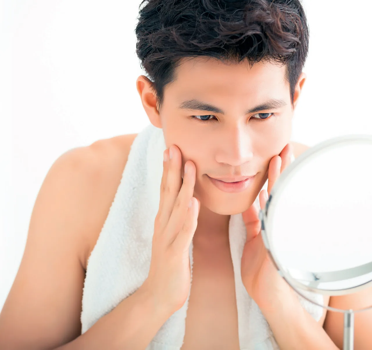 Serum mang trên mình những Vitamin được cô đọng nhằm bổ sung cho làn da những dưỡng chất thiết yếu. Photo: ELLE Man
