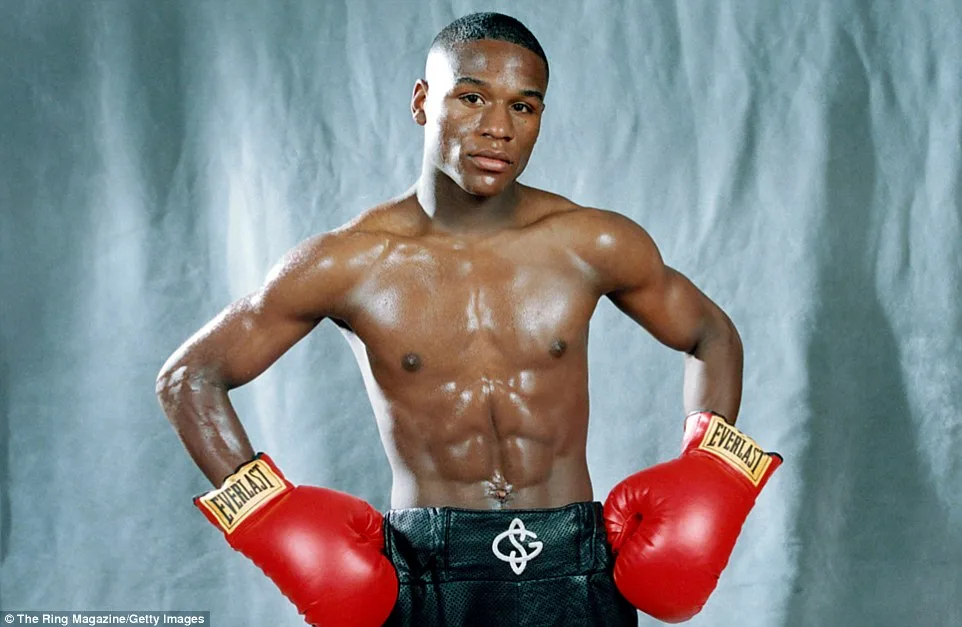Floyd Mayweather: Nỗi buồn của một ông hoàng