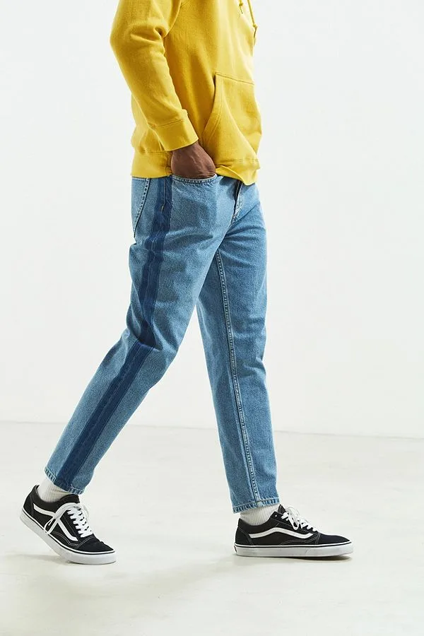 Mẫu quần BDG side stripe dad jean có giá 59$. Ảnh: Urban Outfitters
