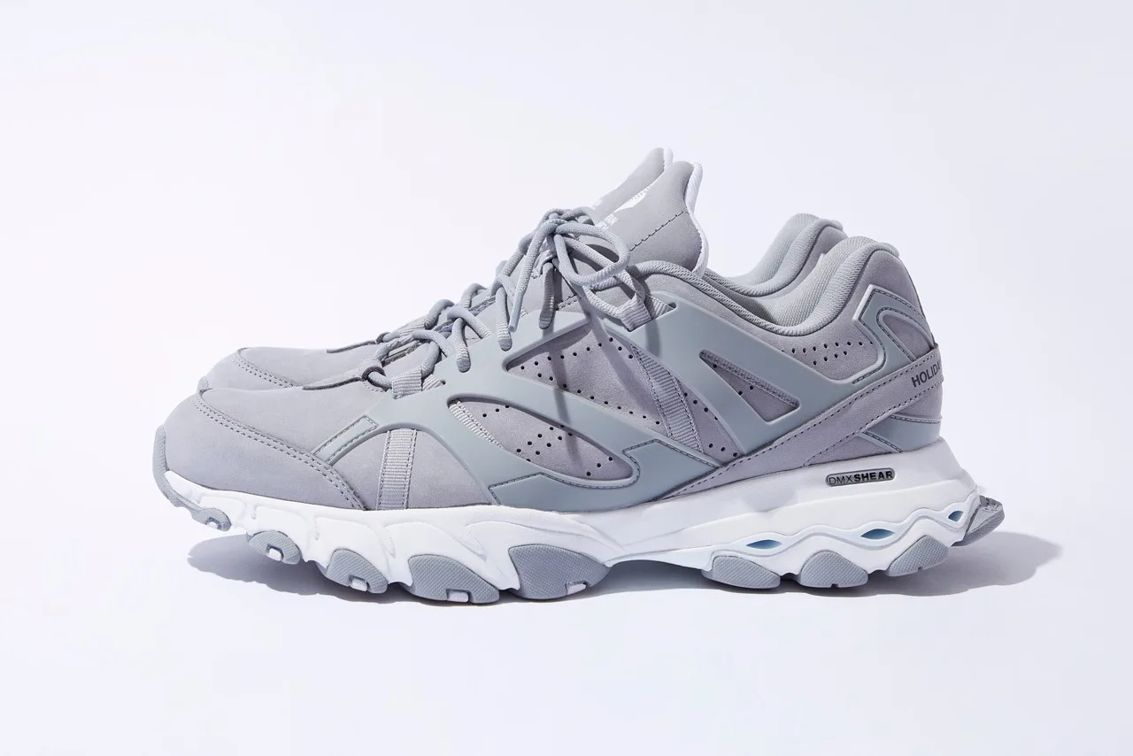 giày thể thao hot 9-15.10.2020- hypebeast.com_image_2020_10_mountain-research-reebok-dmx-trail-shadow- elle man.6 (2)