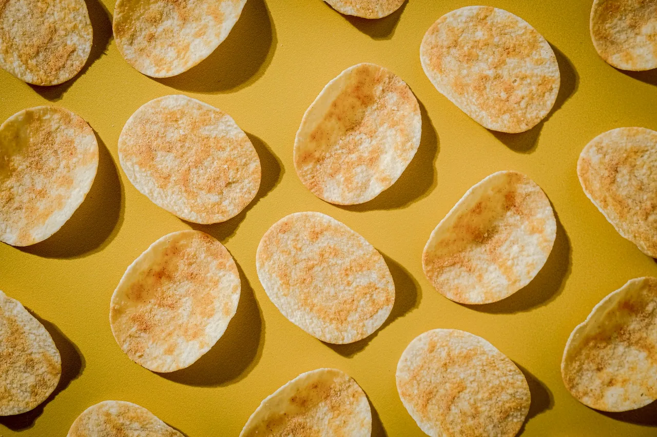 snack không tốt khi bị viêm họng