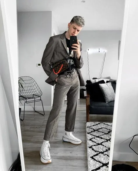 Joel Gallucks nhiều lần xuất hiện trong top các sao nam mặc đẹp nhất tuần. Ảnh: Instagram @gallucks