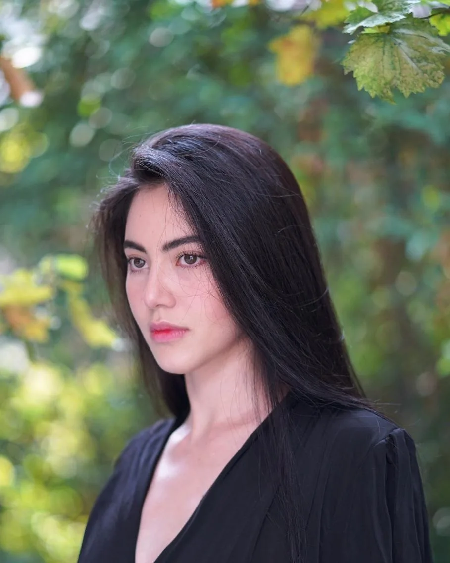 tai khoan instagram hot girl thai lan - Davikah - elle man 2