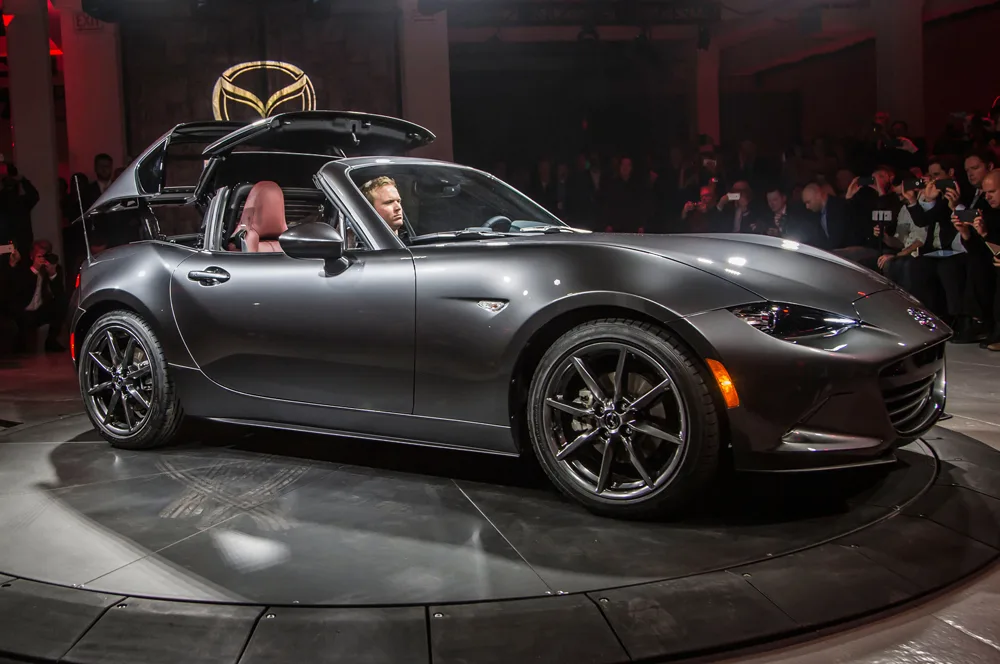 xe hoi dep - Mazda MX-5 RF - elle man 1