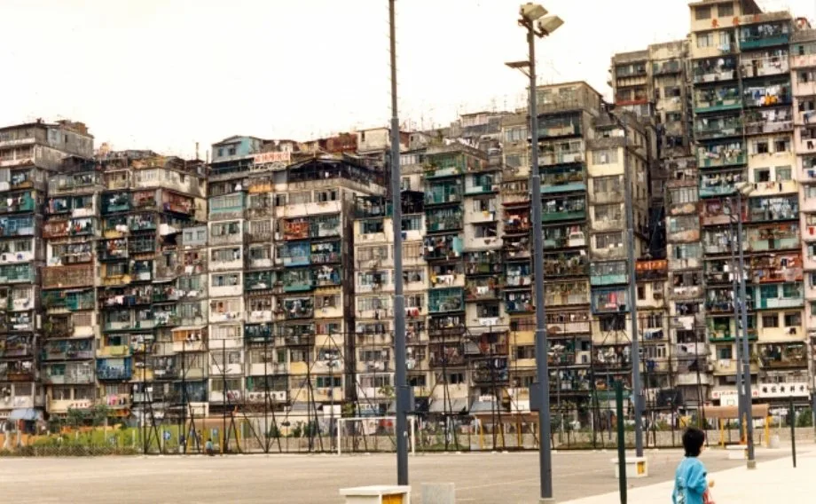 dia danh bi bo hoang - elle man 3