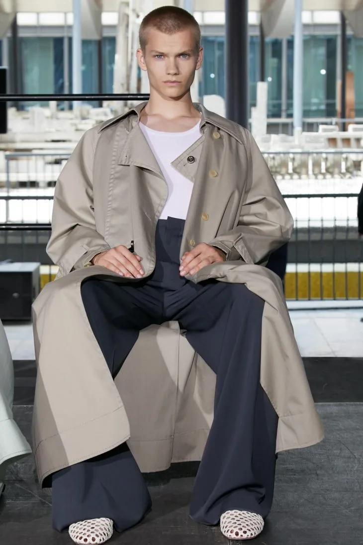 10 BST đáng chú ý tại Tuần lễ thời trang nam Xuân-Hè 2018 acne_studios_look_1_menswear_spring_2018