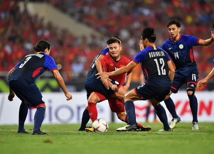 doi tuyen vietnam aff cup - elle man vietnam 11