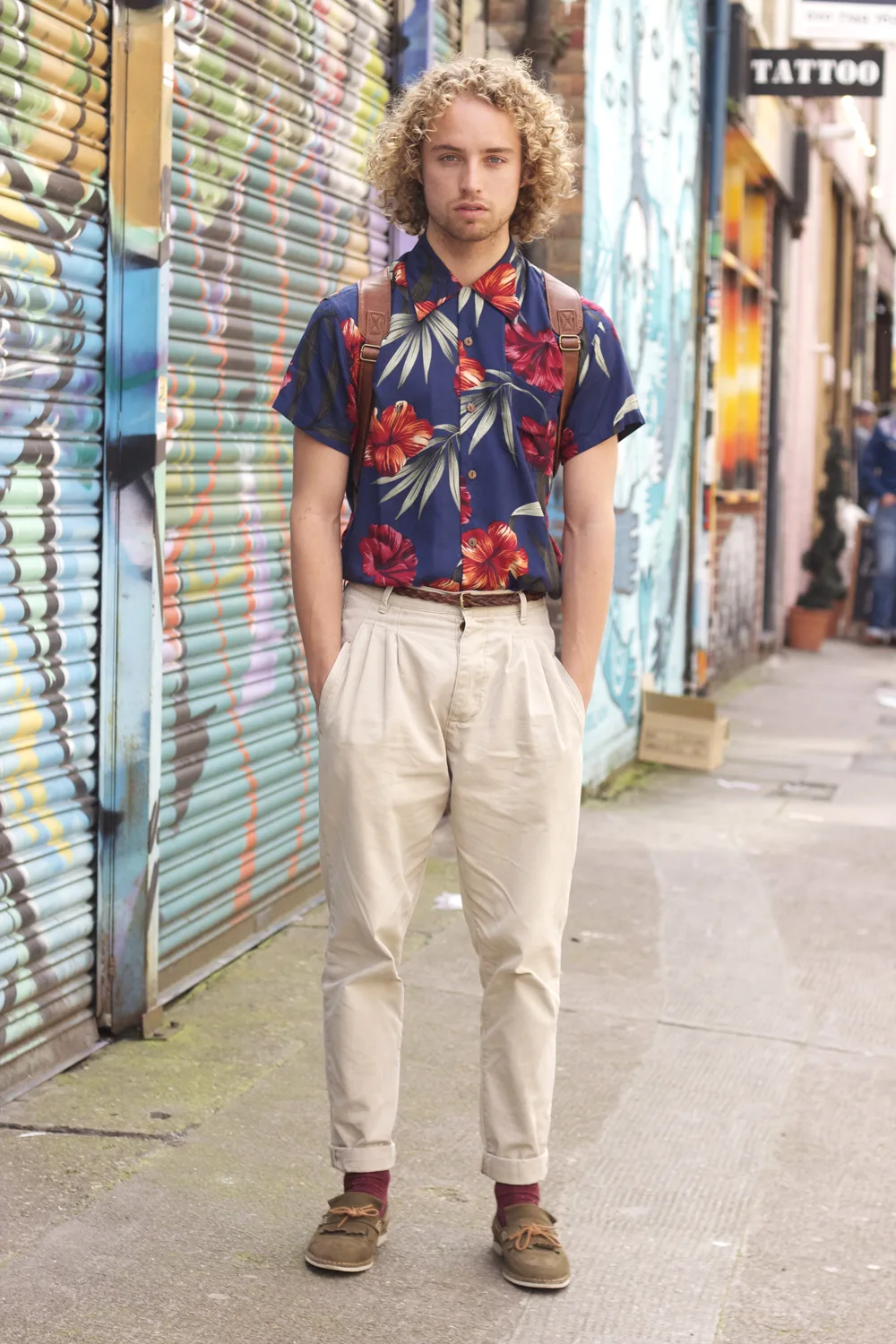 Xu hướng quần ống rộng đang chập chững quay lại và hứa hẹn sẽ được nhiều fashionisto yeu thích. Ảnh: Vestondep