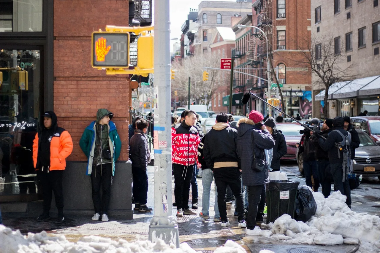 new york - lacoste x supreme - elle man 14