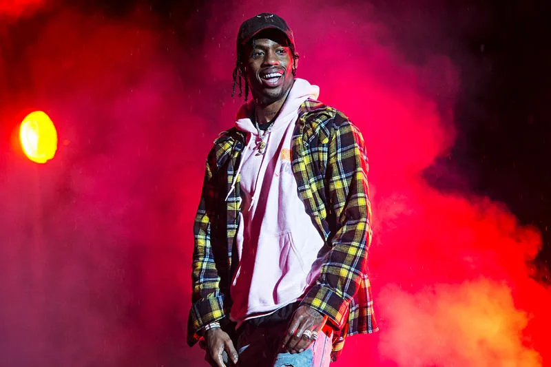 Travis Scott cũng đang khiến giới street style điên đảo bằng những mẫu sneakers mang đậm tính thẩm mỹ. Ảnh: Hypebeast