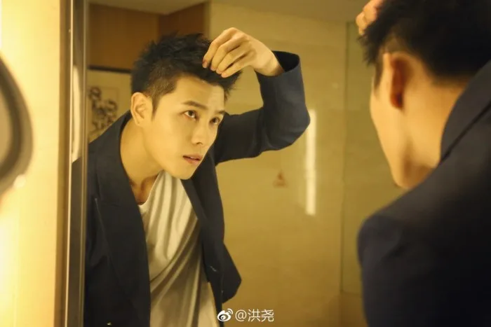 Hong Nghieu - elleman 18