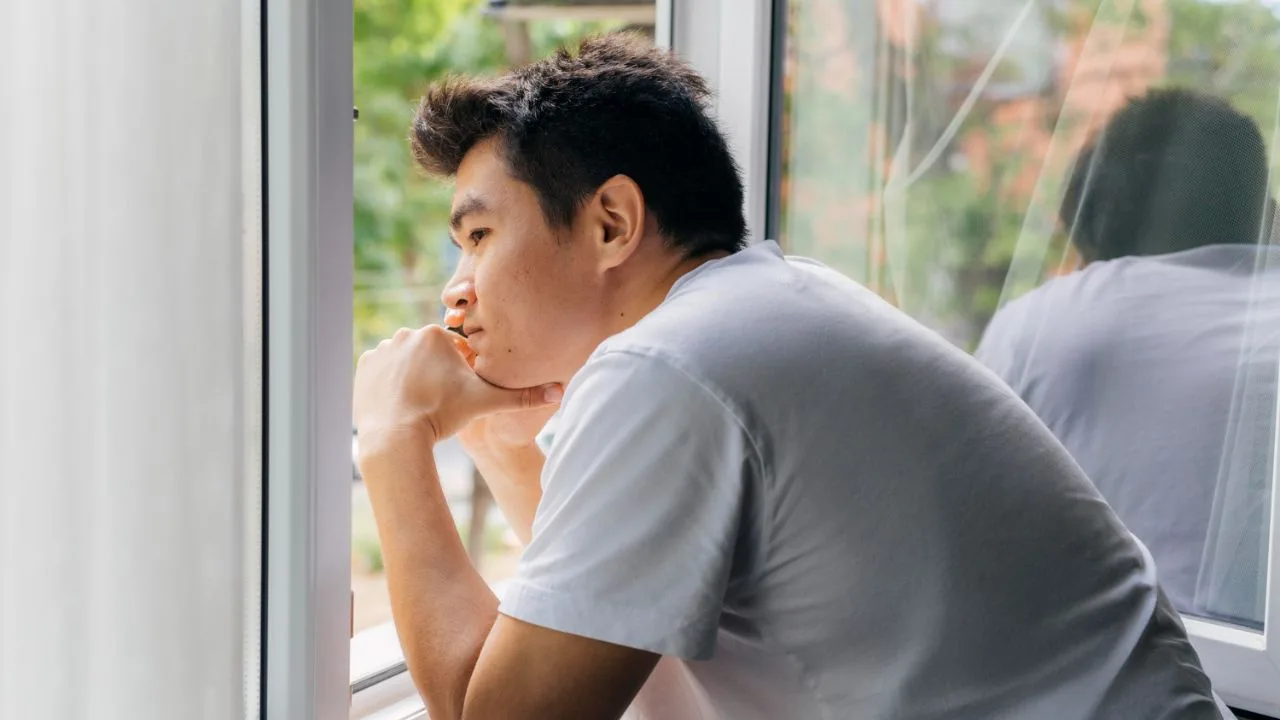 10 cách giúp bạn vượt qua trạng thái cô đơn