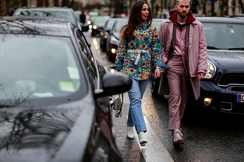 dinh cao street style tai Paris Fashion Week 2017 - elle man 1