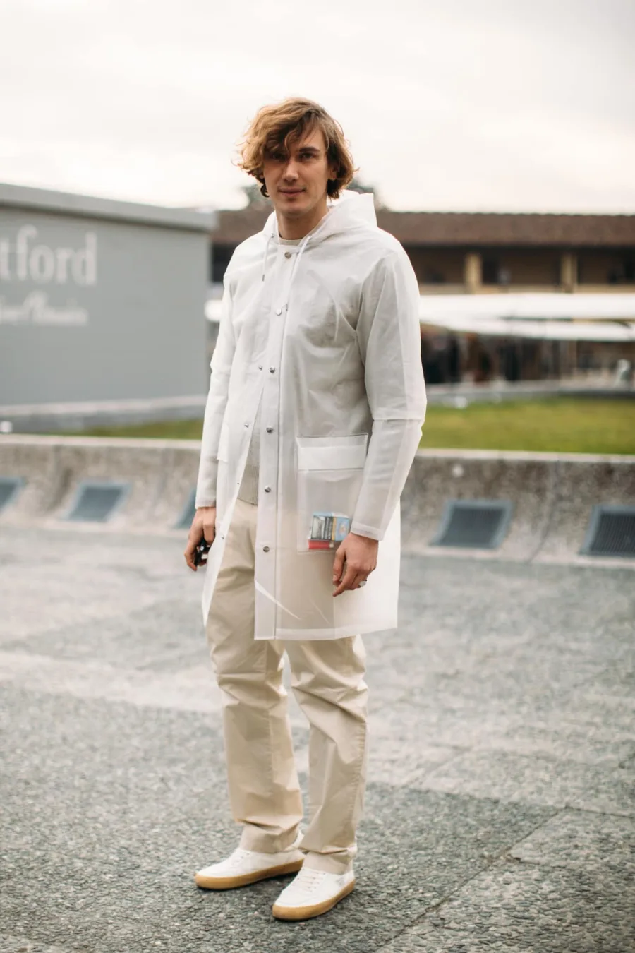 quần chinos beige