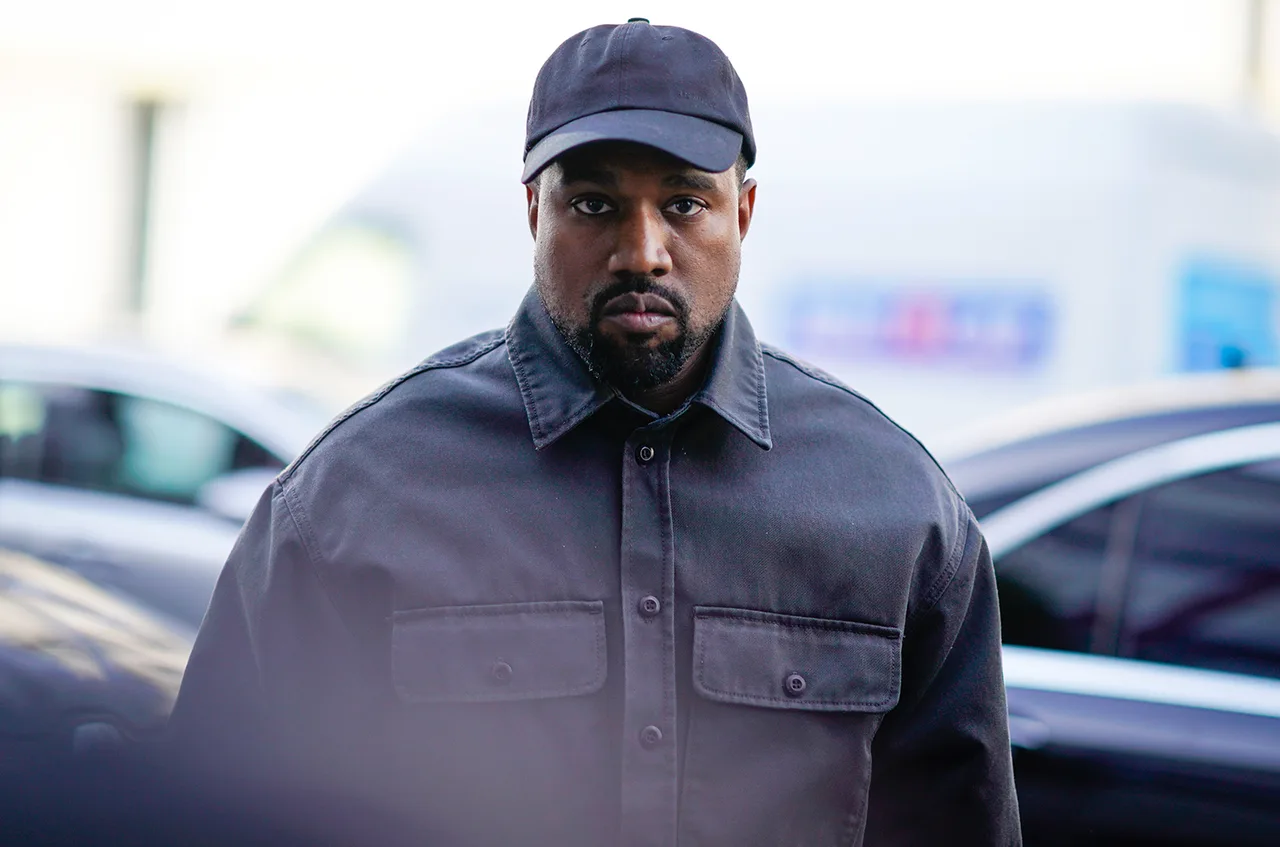 Đến thời điểm hiện tại Kanye West vẫn chưa lên tiếng sau vụ ồn ào này. Ảnh: Billboard