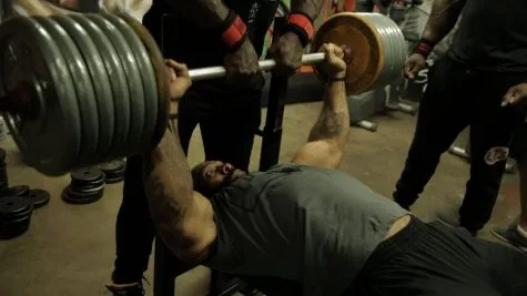 Quái vật thể hình CT Fletcher: Một cuộc đời giông bão