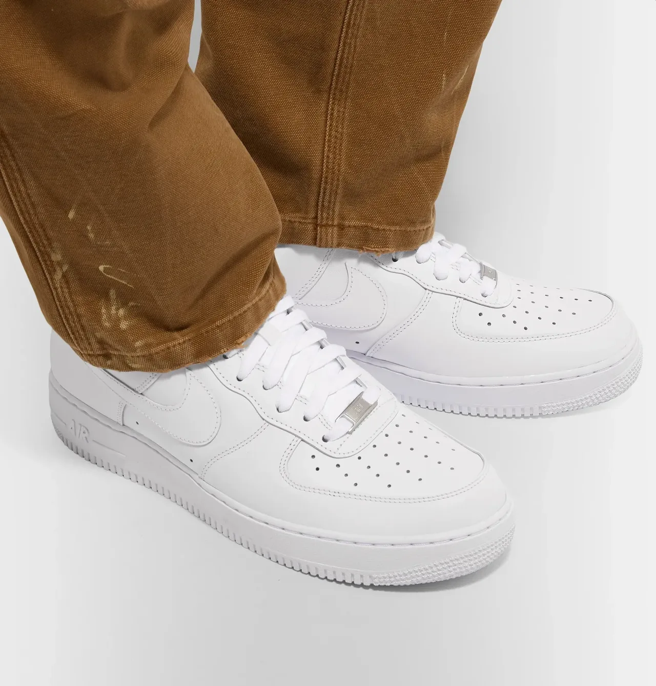 1-giay-sneaker-trang-elleman