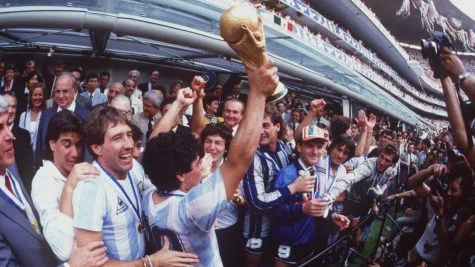 Diego Maradona - ELLE Man -5