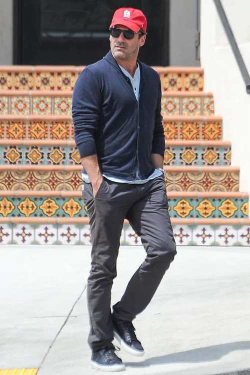 phong cach thoi trang-jon-hamm- elle man 5