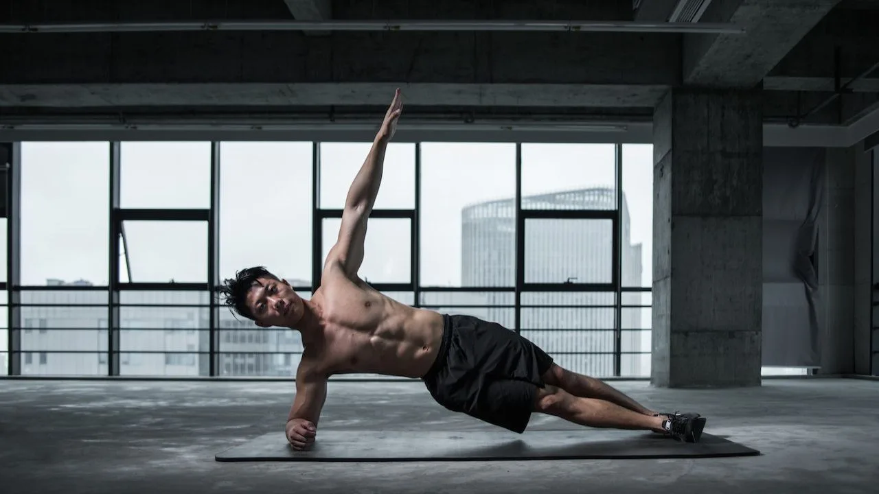 10 tips giúp bạn an toàn và tránh chấn thương khi tập gym