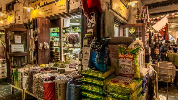du lịch Qatar - Khu mua sắm Souq Waqif là một thị trường kinh doanh thịnh vượng