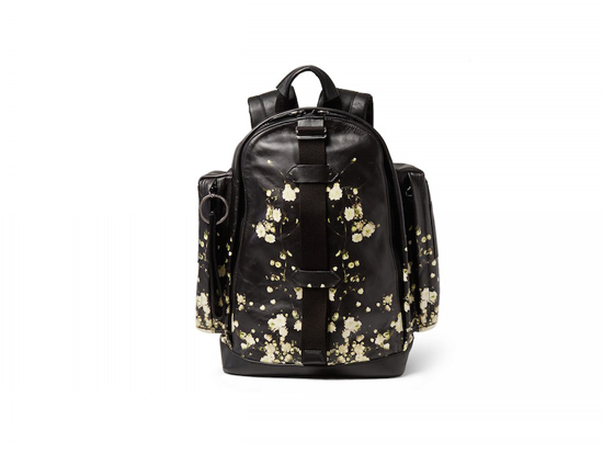 10 sản phẩm ba lô thời trang hot nhất mùa Thu - Givenchy - elle vietnam