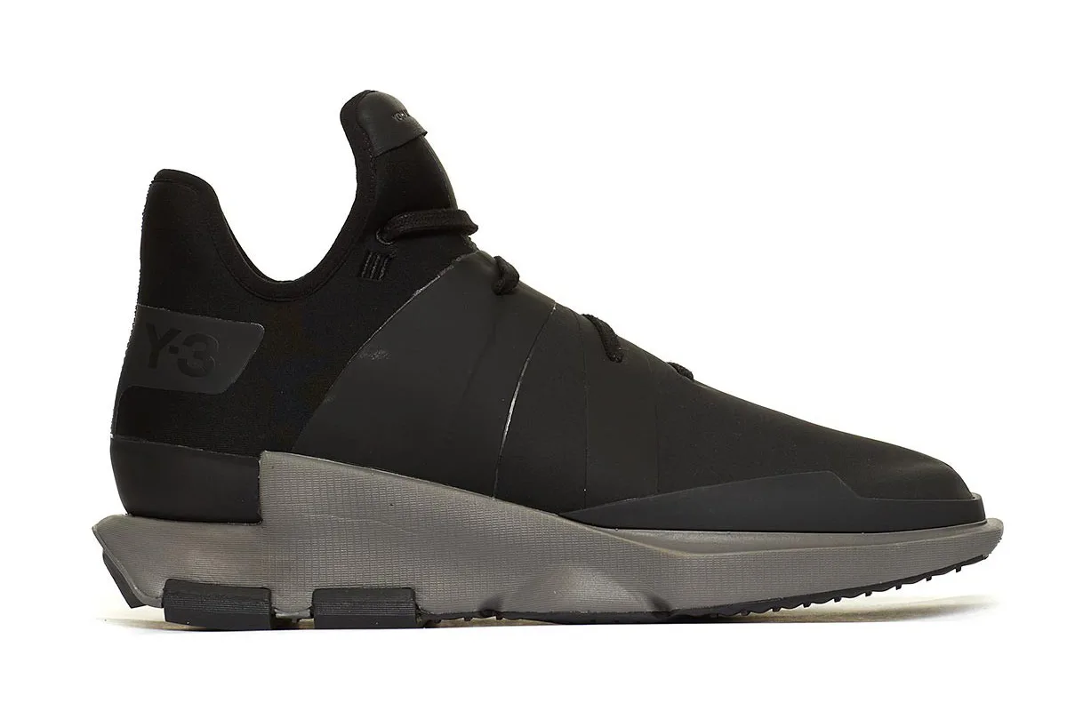 giay the thao addias y-3 noci low black grey - elle man 1