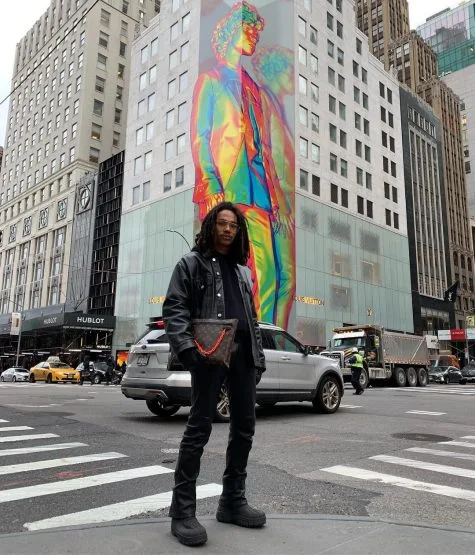 Luka Sabbat cán mốc ở vị trí thứ 2 với outfit đen cá tính và nổi loạn. Ảnh: Instagram @lukasabbat