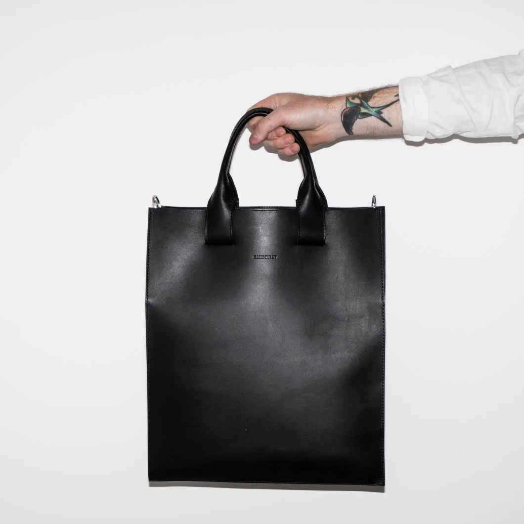 Ảnh: Sandqvist (Giá tham khảo: 400$)
