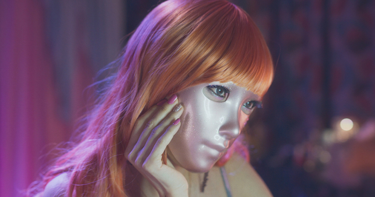 mask girl