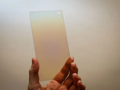 dien thoai smartphone- ELLE Man 1