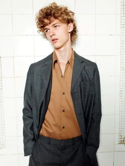 cung hoang dao - elleman 25