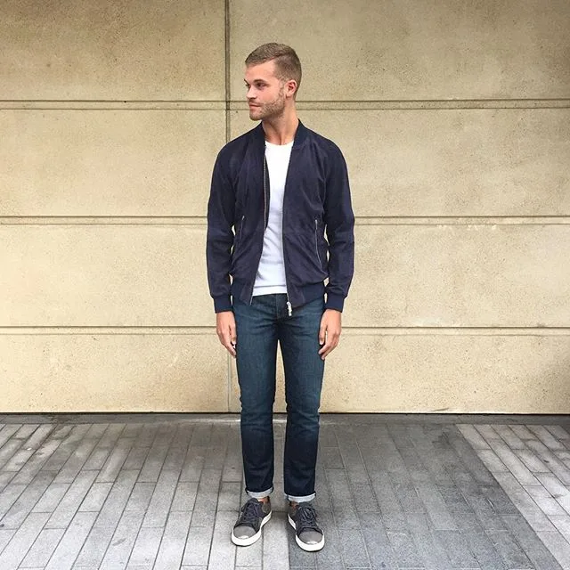 Trẻ trung với jean và bomber Cách phối đồ đẹp của các "ông thần thời trang" trên Instagram